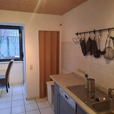 Zentrale 3-zimmer-ferienwohnung * Ilmenau